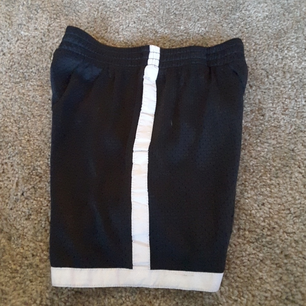 Sportrax black athletic gym shorts size 4